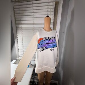 pressbox beige sweater soft women's baseballs print sz S